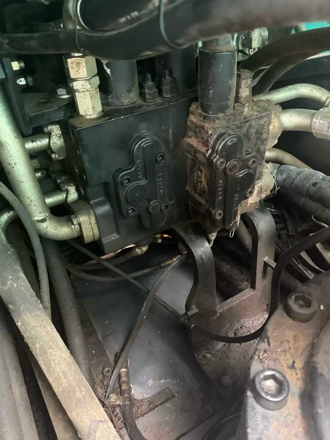 Used Kobelco  SK120-5.5 Excavator 2019 Model / 8