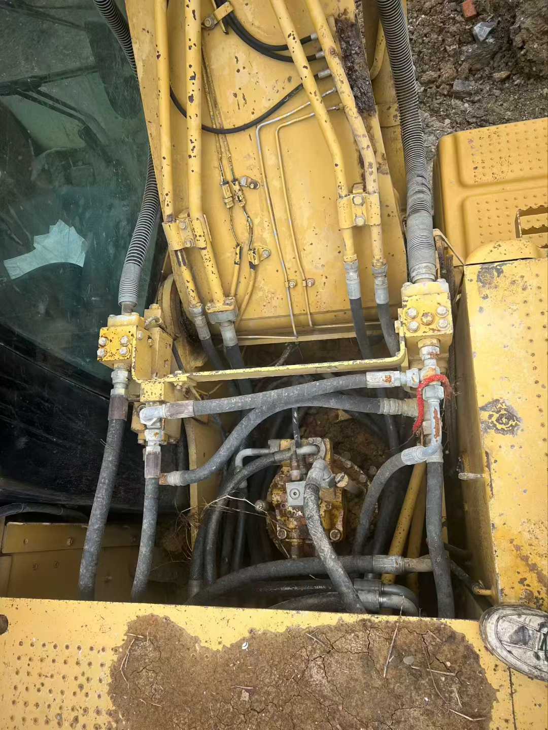 Used Caterpillar 320D Excavator 2016 Model / 4