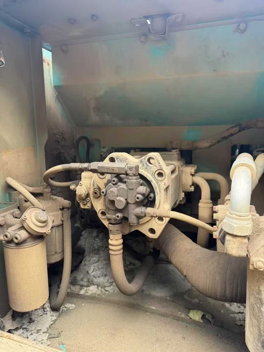 Used Kobelco SK200 Excavator 2016 Model / 4