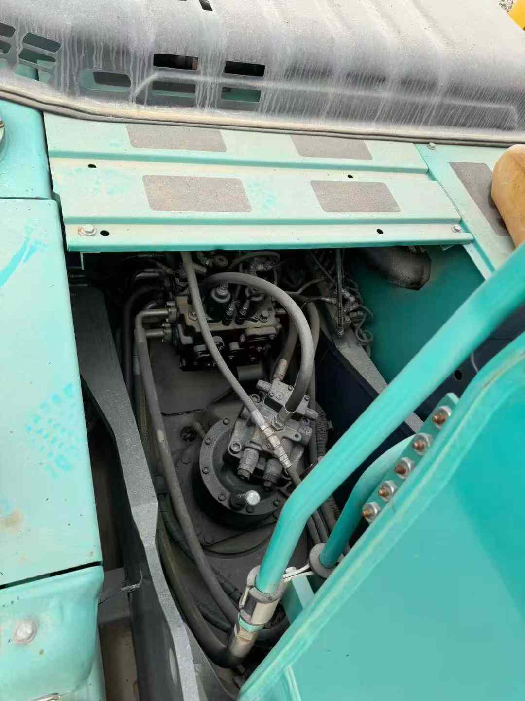 Used Kobelco SK200-8 Excavator 2016 Model / 7