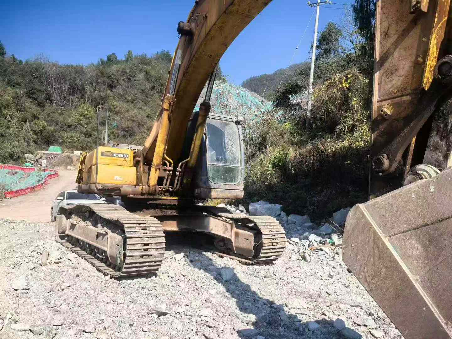 Used Kobelco SK330-8 Excavator 2011 Model / 4