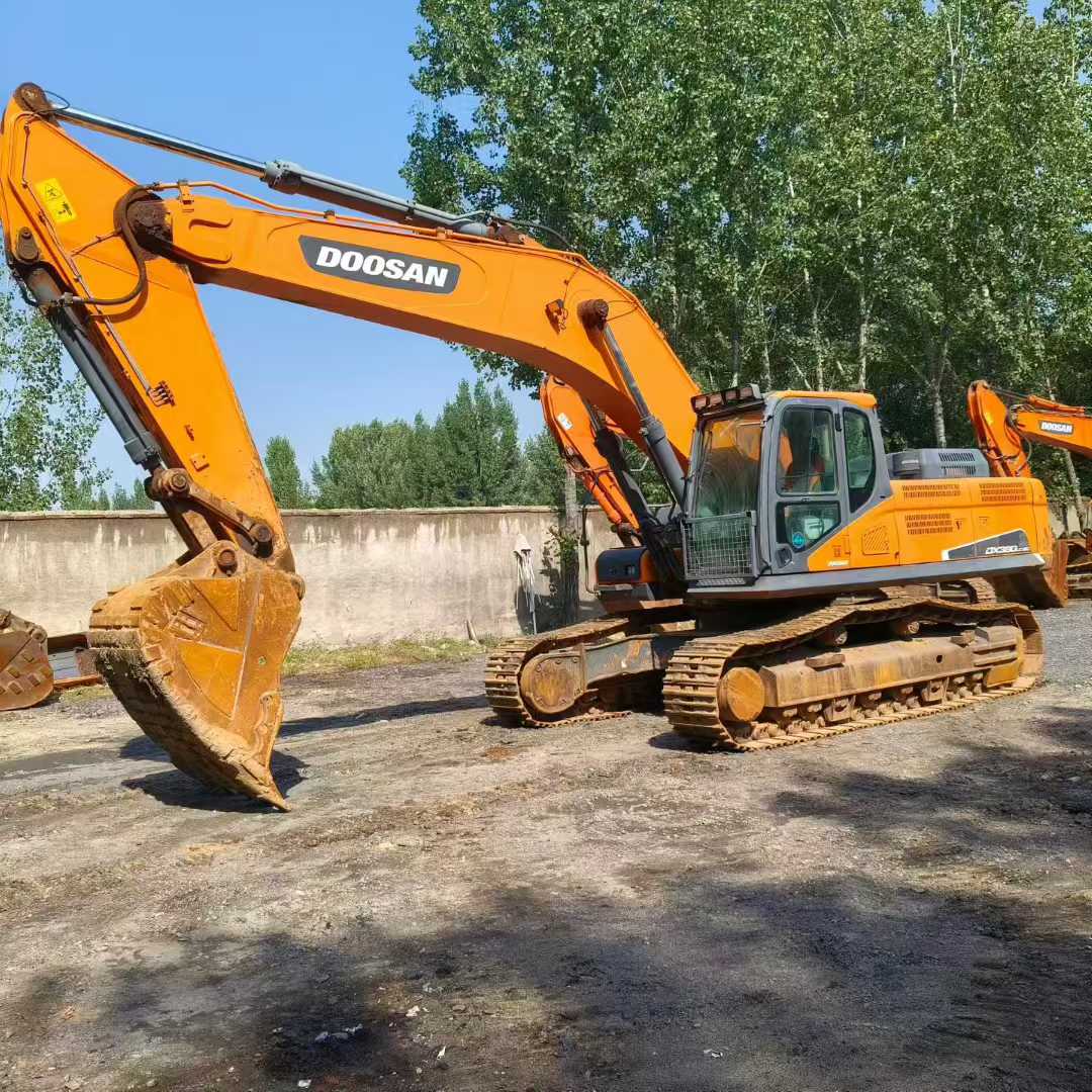 Used Doosan DX80 Excavator 2020 Model / 7