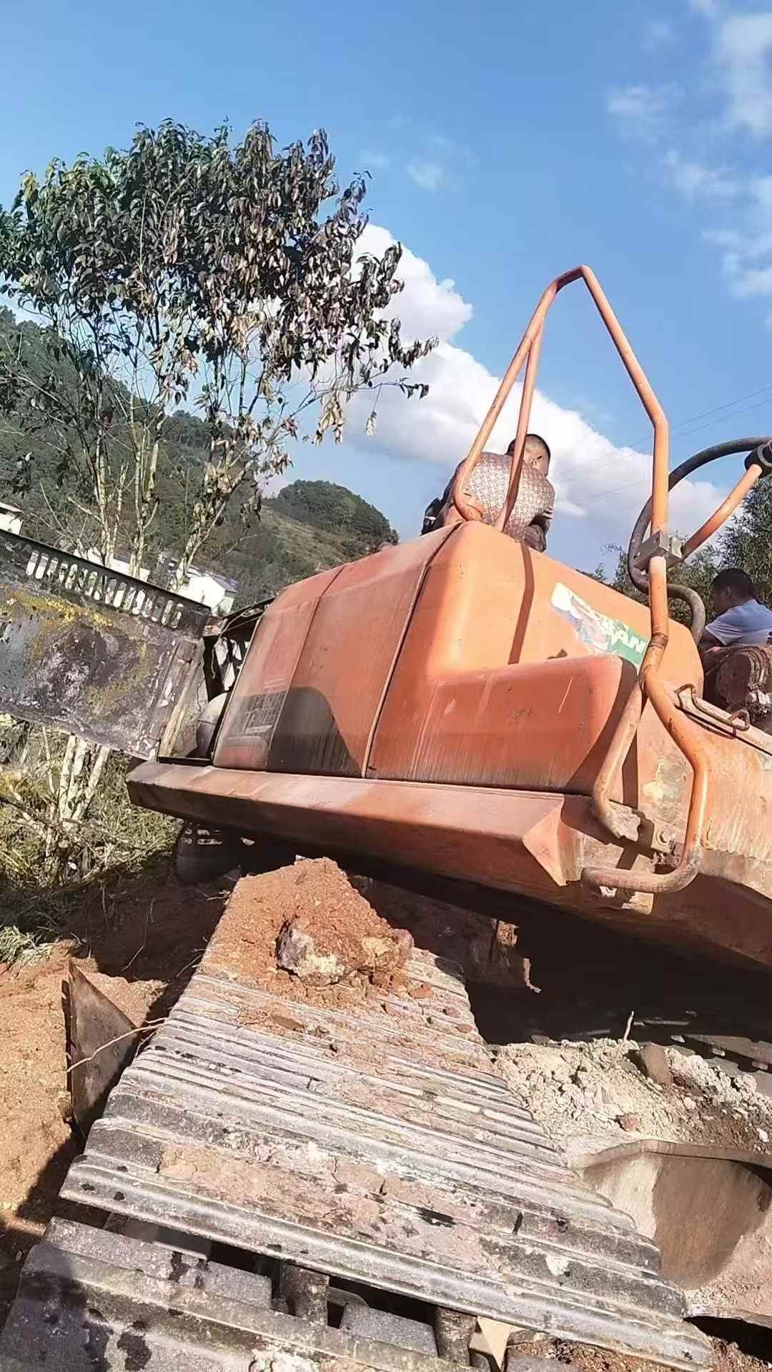 Used Doosan DH70 Excavator 2016 Model / 7