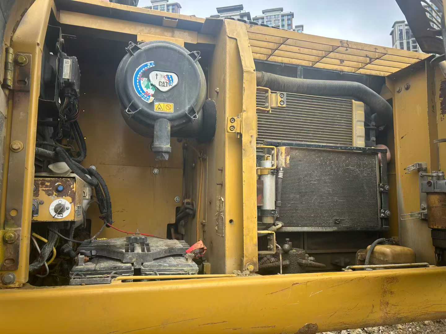 Used Caterpillar 320D Excavator 2016 Model / 7