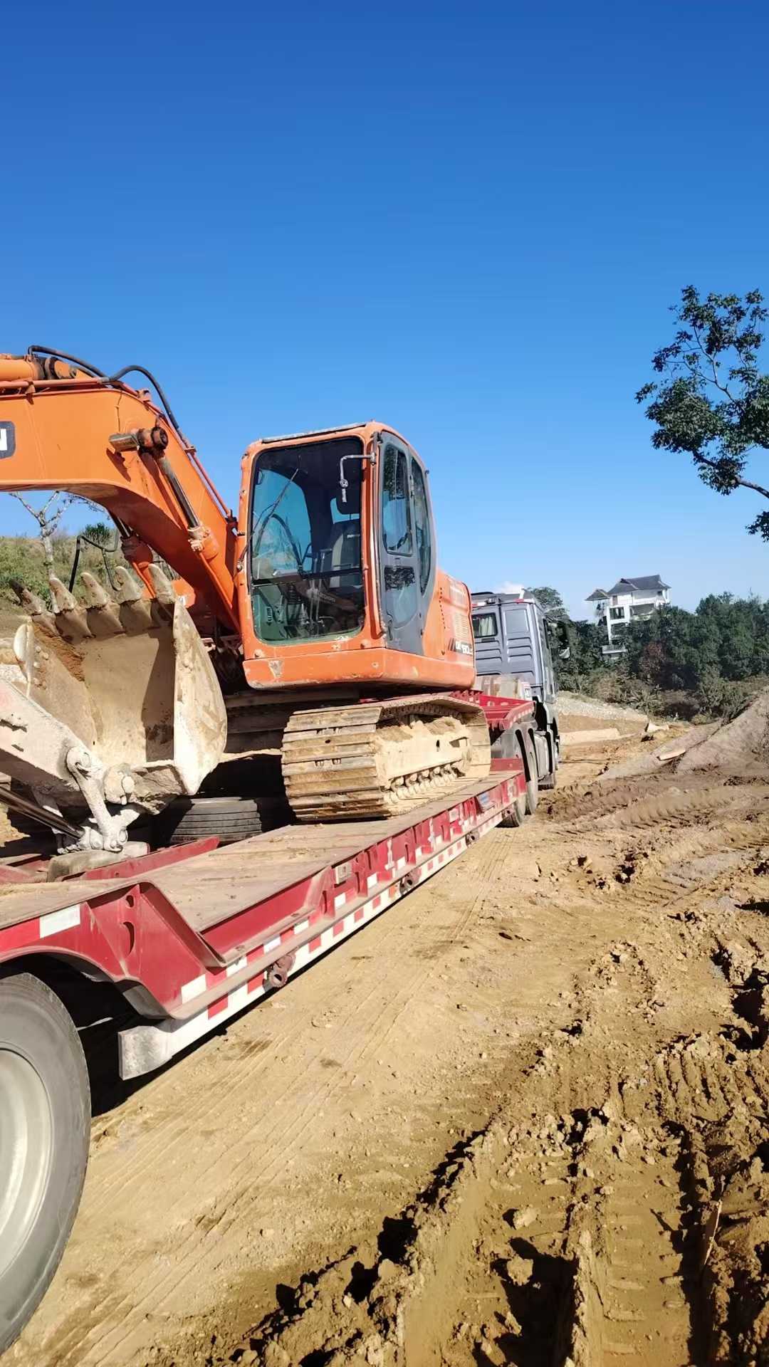 Used Doosan DX15 Excavator 2016 Model / 3