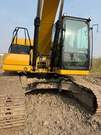 Buy Caterpillar 323 Used Excavator / 4 Used Caterpillar 323 Excavator 2020 Model / 4
