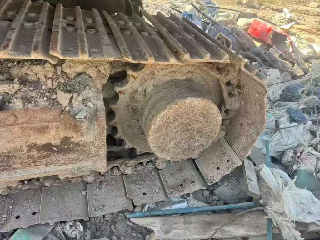 Used Kobelco SK130-8 Excavator 2013 Model / 4