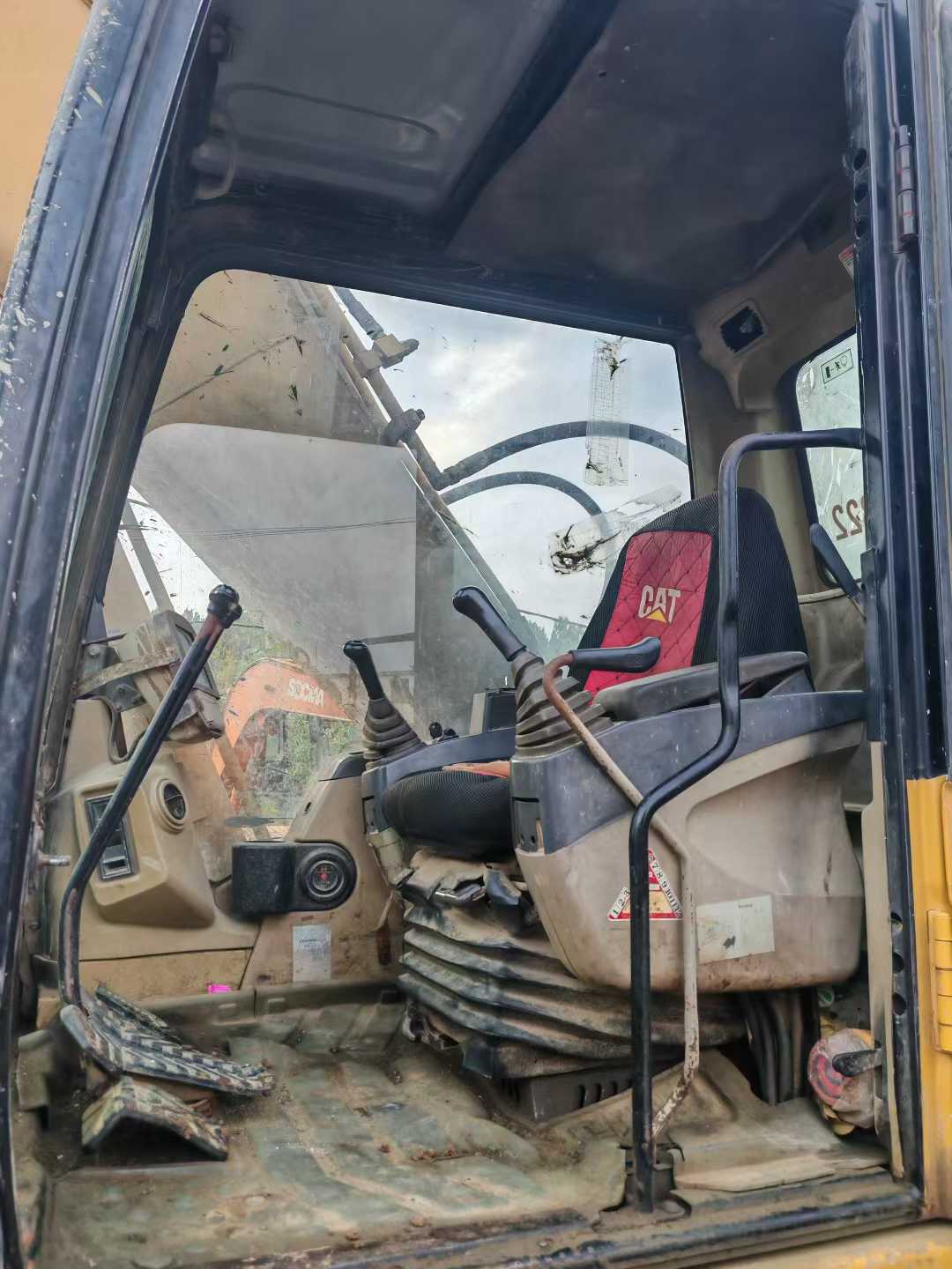 Used Caterpillar 320C Excavator 2016 Model / 5