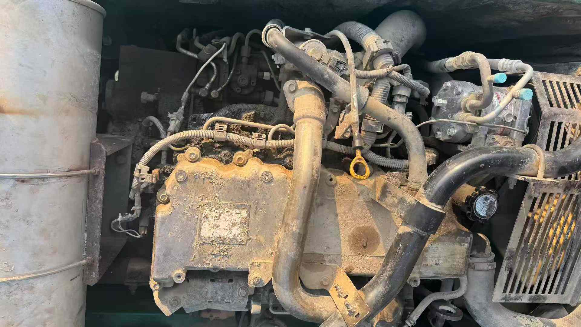 Used Kobelco SK200-11 Excavator 2016 Model / 4