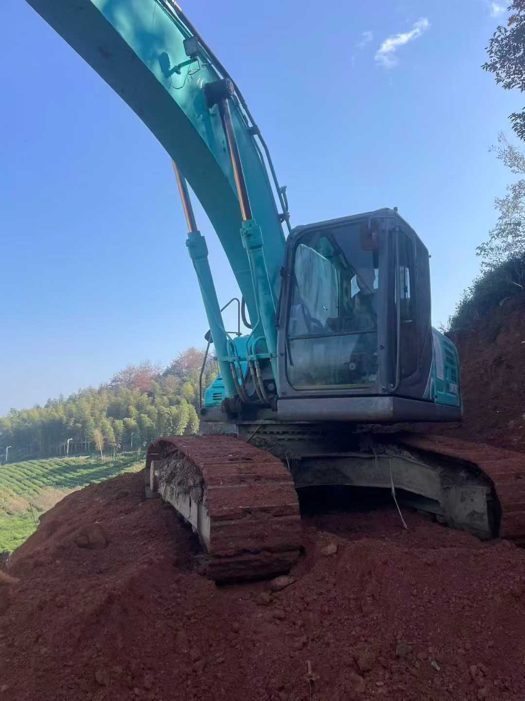 Used Kobelco SK200 Excavator 2018 Model / 2