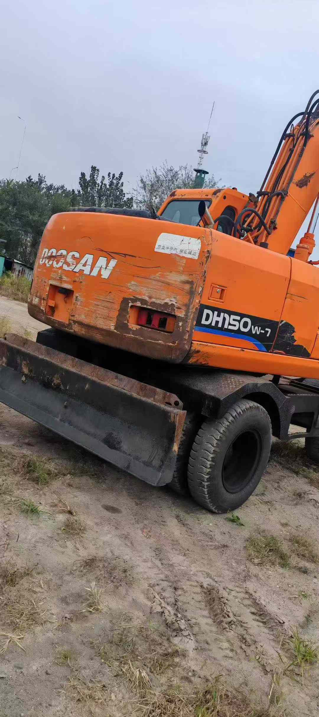 Used Doosan DX15 Excavator 2016 Model / 3