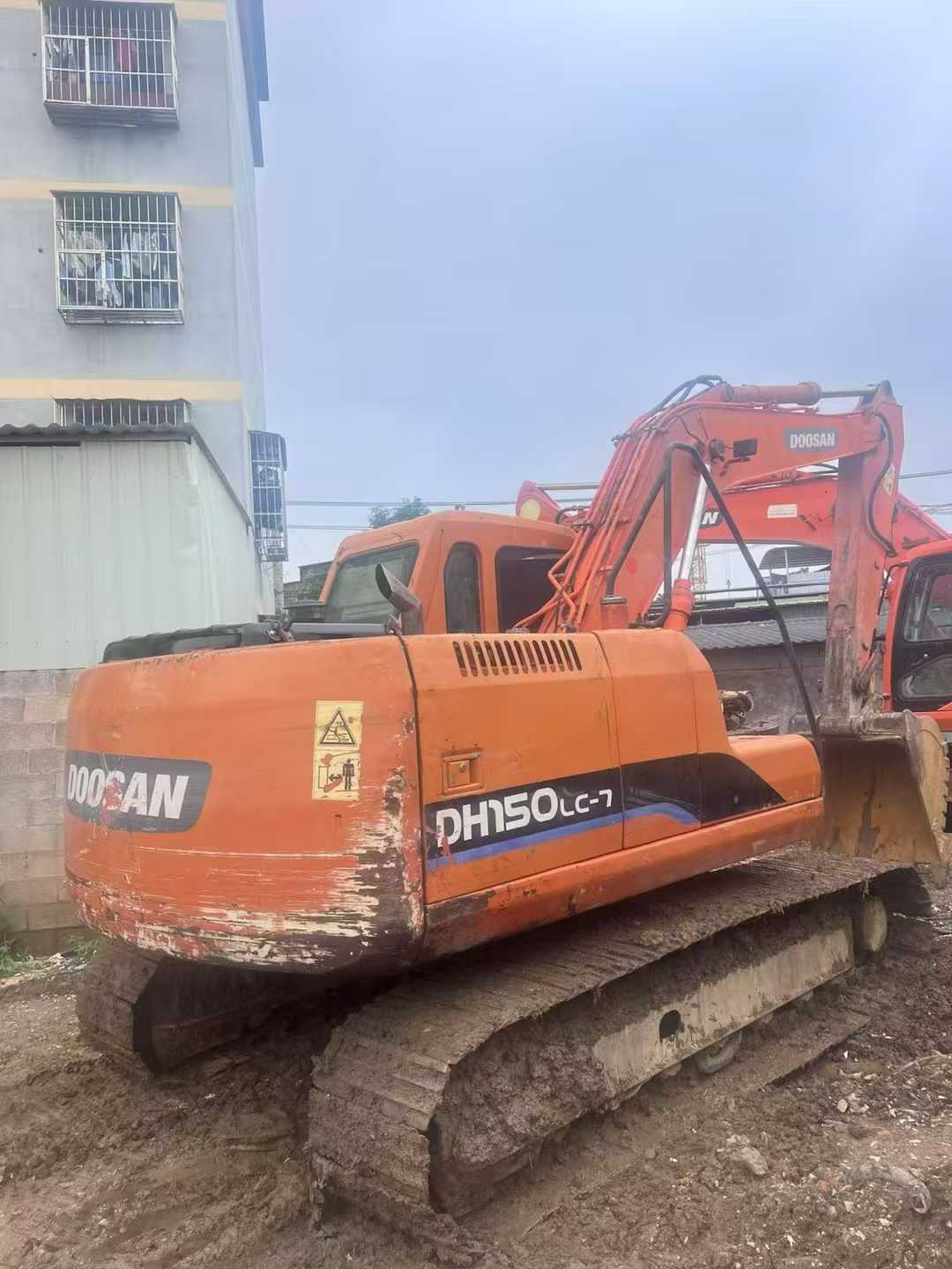 Used Doosan DX15 Excavator 2012 Model / 6