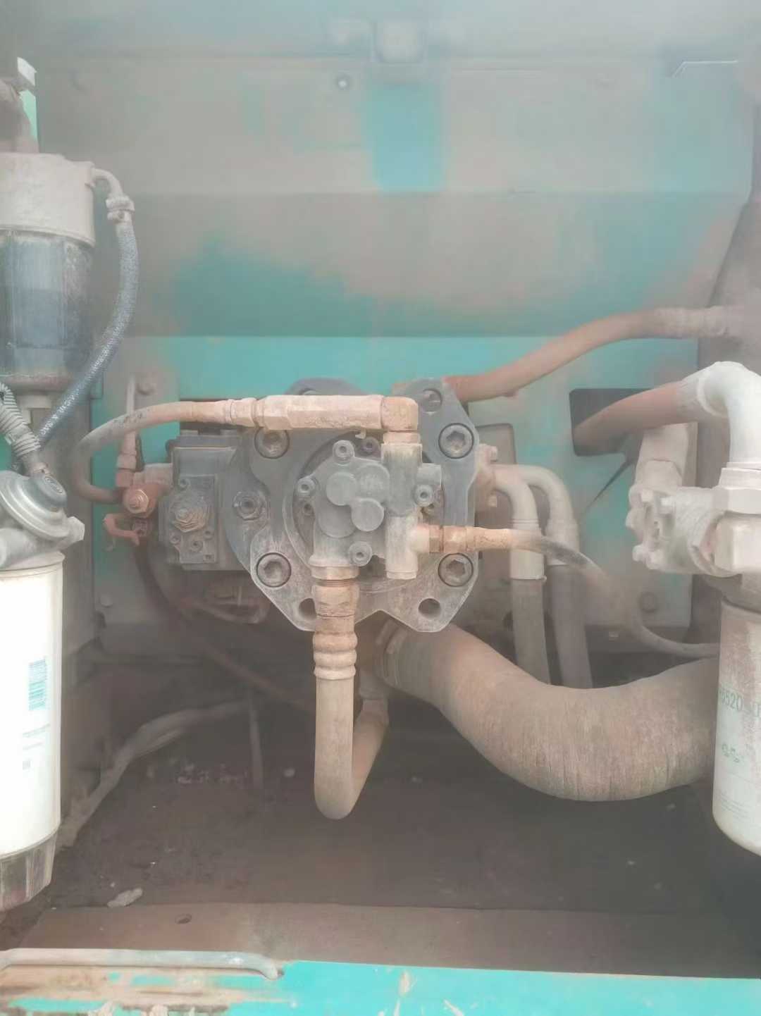 Used Kobelco SK200 Excavator 2016 Model / 3