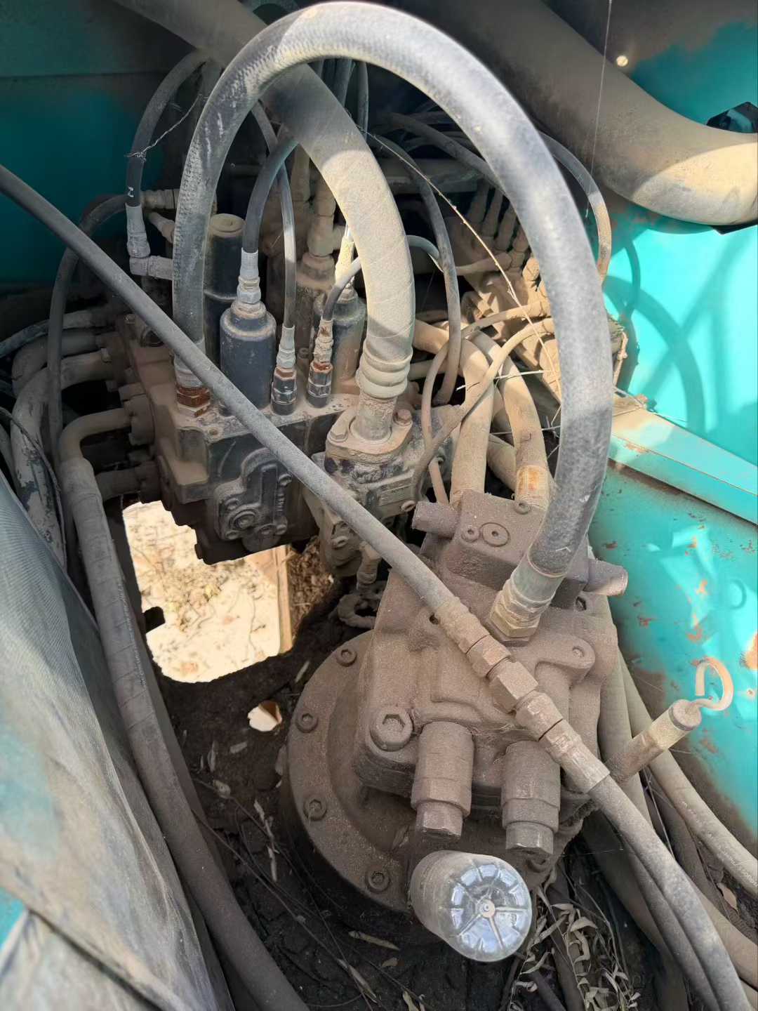 Used Kobelco SK200 Excavator 2016 Model / 5