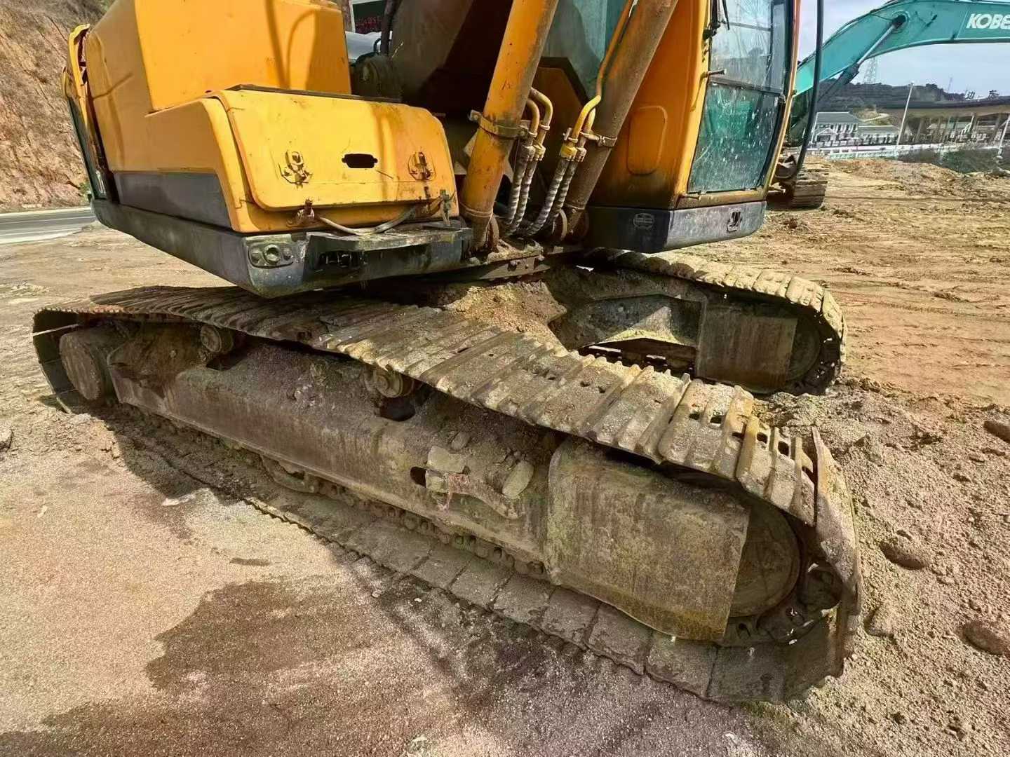Used Hyundai R225LC-9V Excavator 2016 Model
