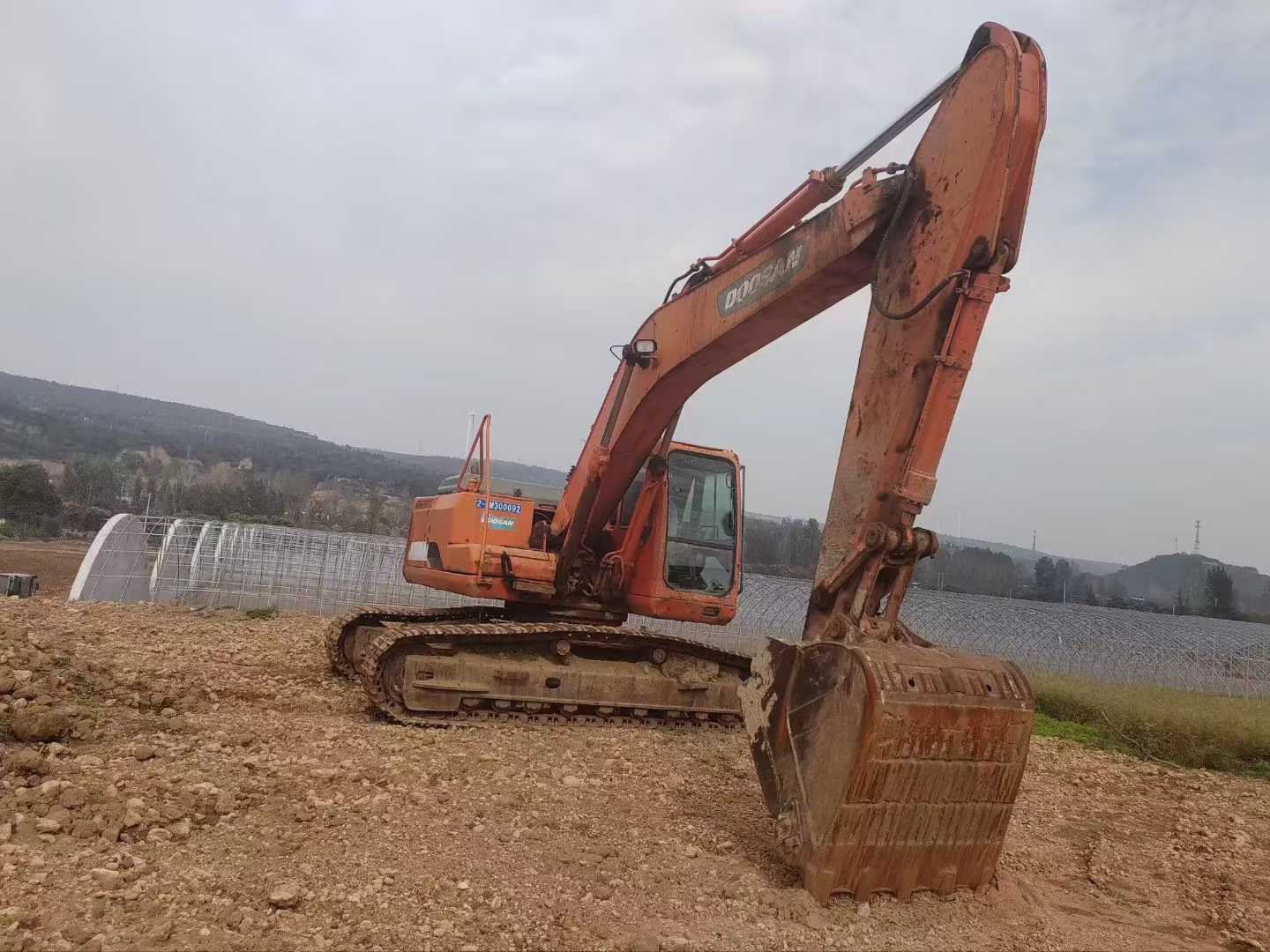 Used Doosan S225 Excavator 2011 Model / 7