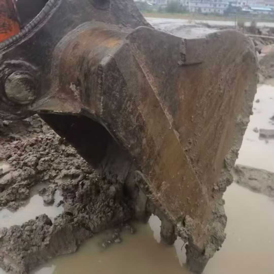 Used Doosan DX15 Excavator 2011 Model / 3