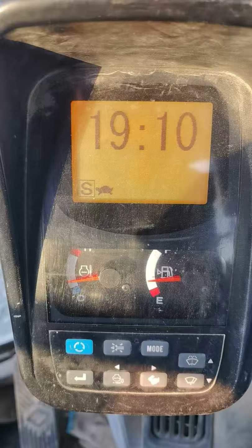 Used Kobelco SK350LC8 Excavator 2016 Model / 4