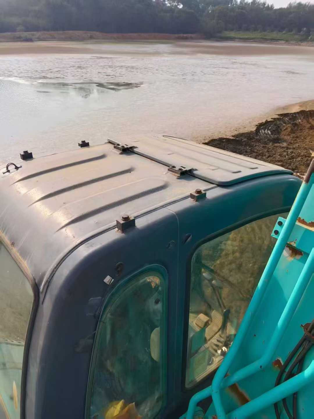 Used Kobelco SK210 Excavator 2011 Model / 7