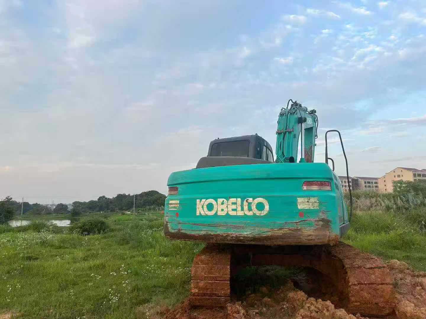 Used Kobelco SK130 Excavator 2018 Model / 4
