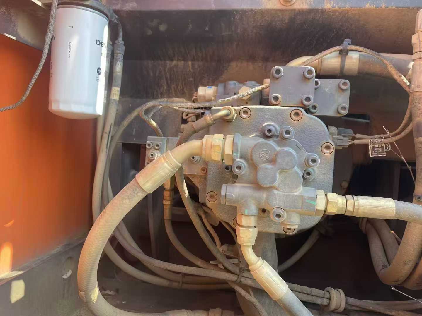 Used Doosan DX15 Excavator 2018 Model / 9