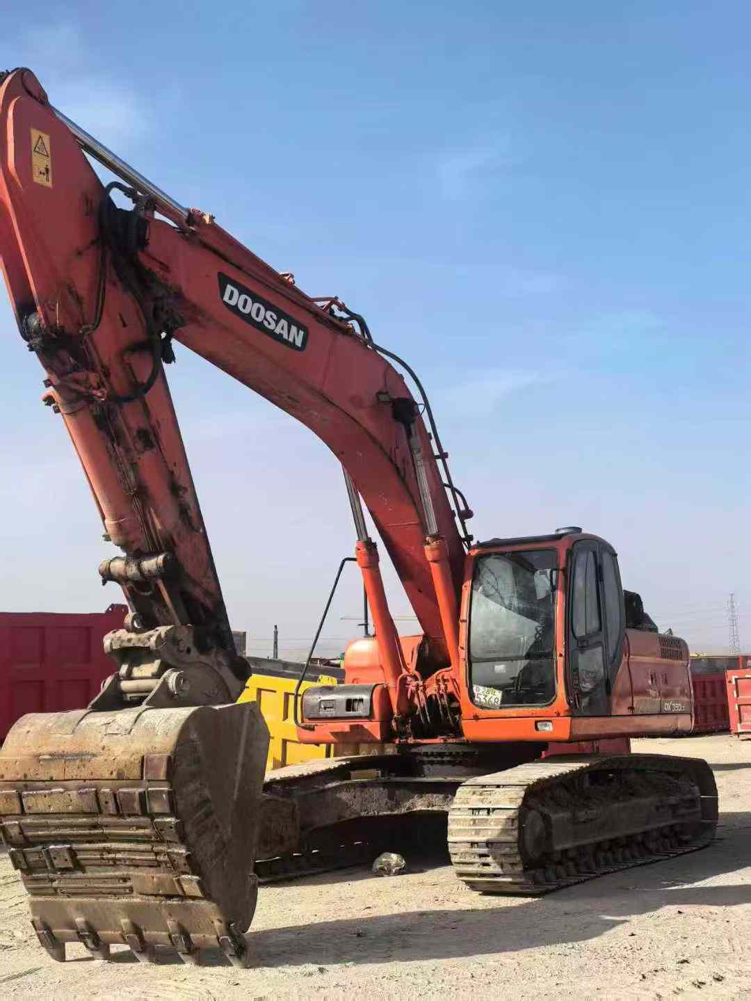 Used Doosan DL300 Excavator 2015 Model / 9