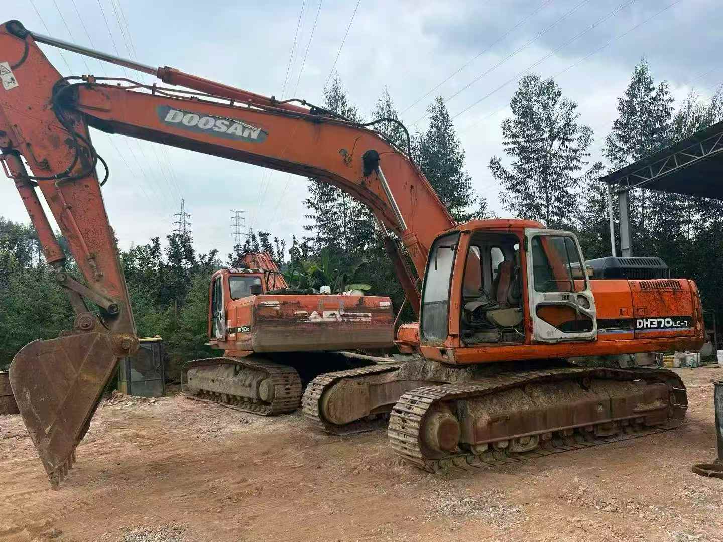 Used Doosan DL300 Excavator 2016 Model / 3