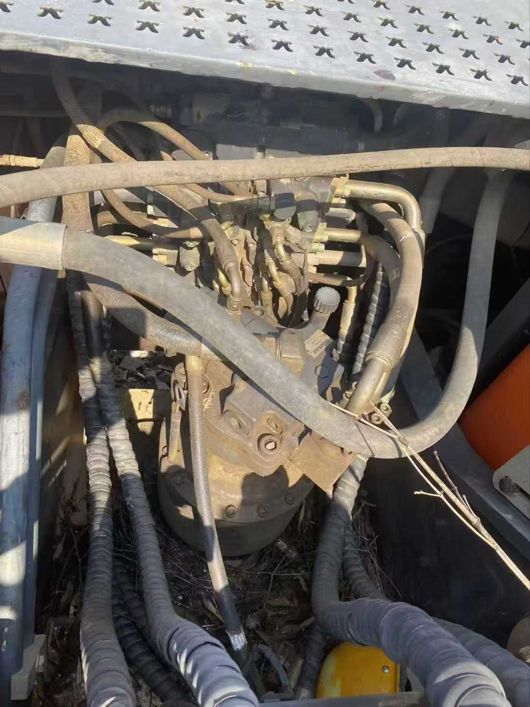 Used Doosan DX15 Excavator 2018 Model / 8