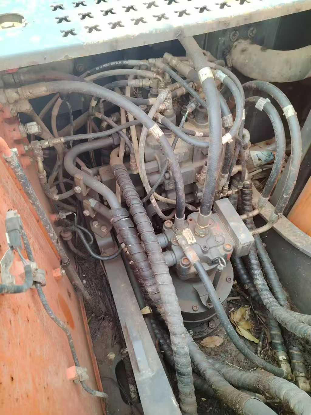 Used Doosan DH130LC-V Excavator 2019 Model / 4