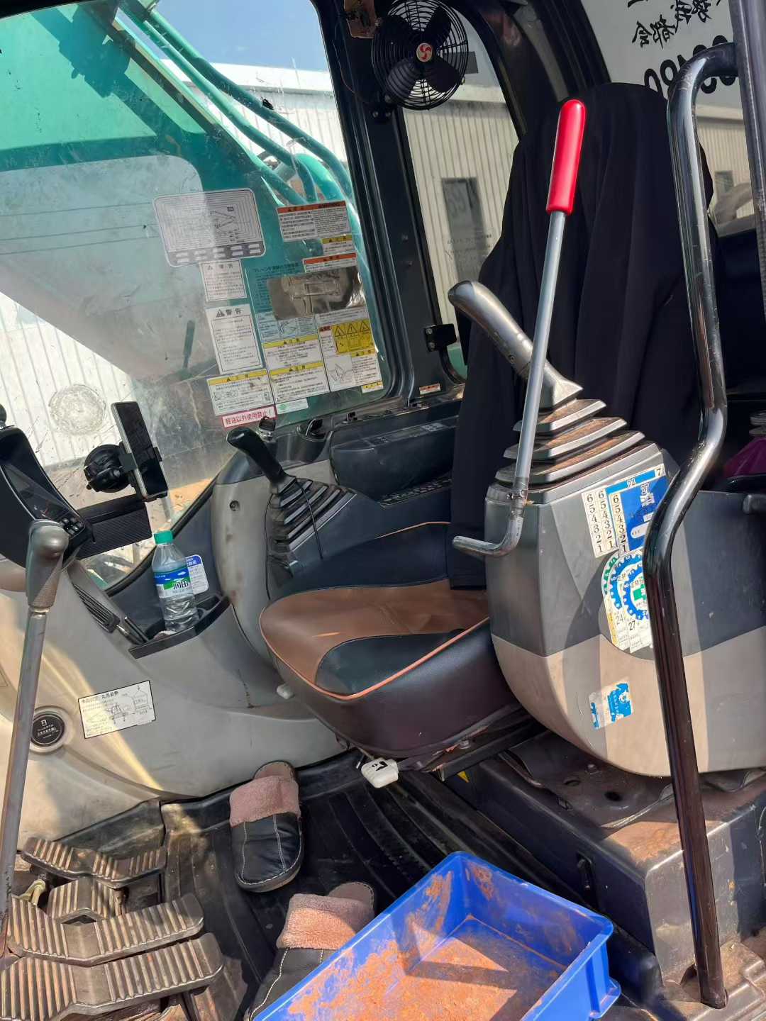 Used Kobelco SK200 Excavator 2016 Model / 4