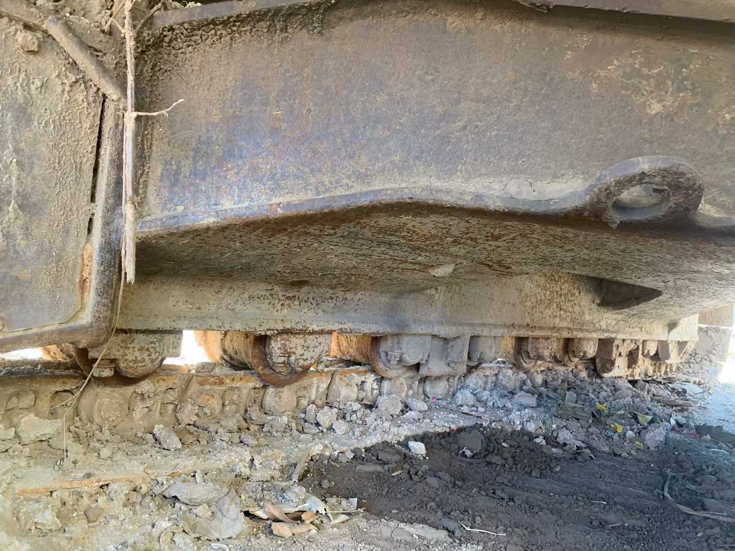 Used Kobelco SK230-6 Excavator 2016 Model / 3