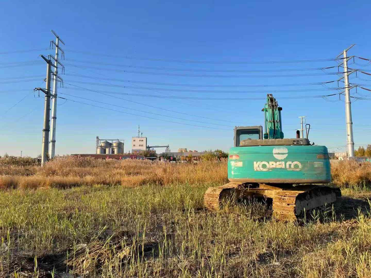Used Kobelco SK210 Excavator 2011 Model / 6