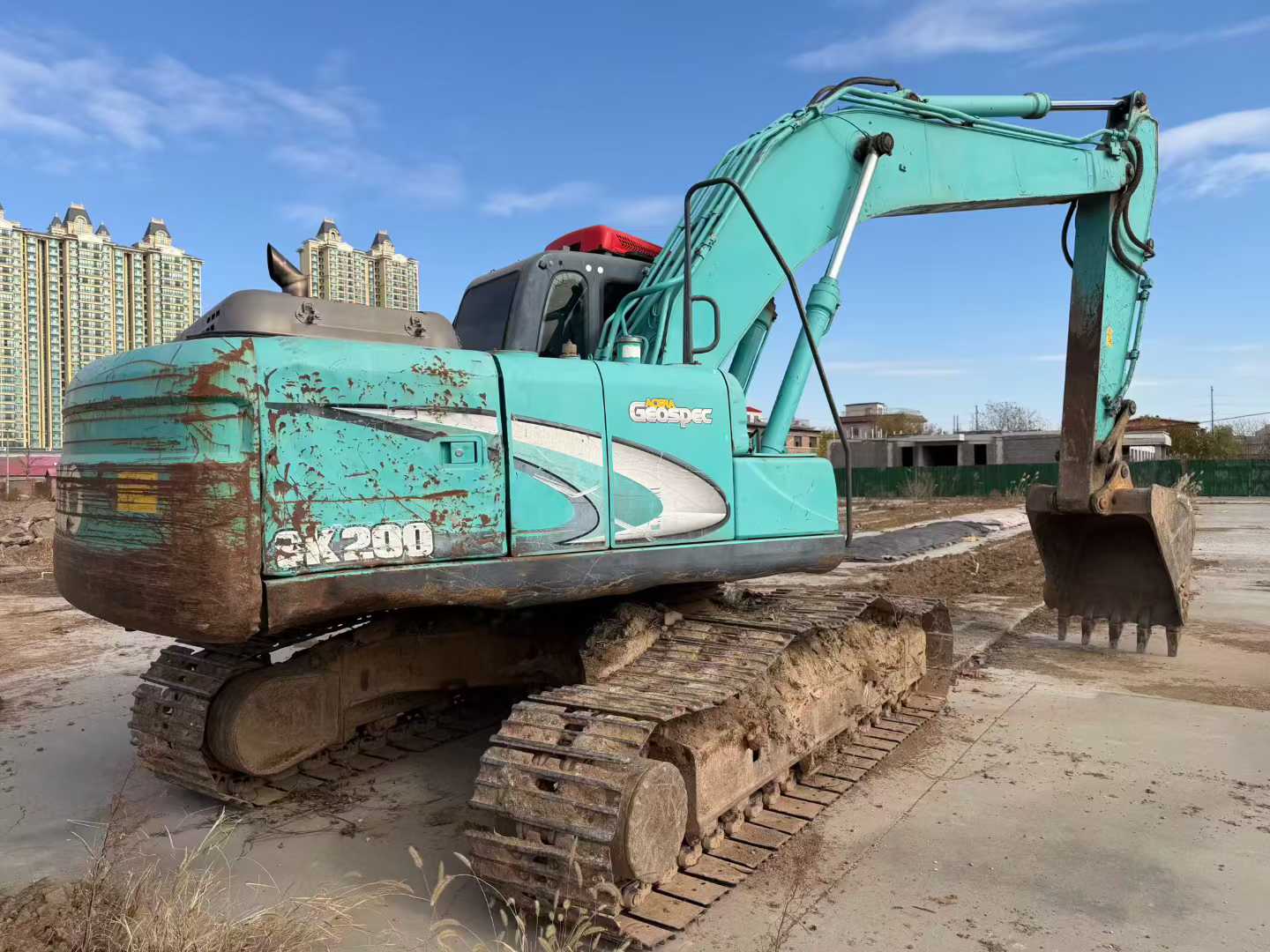 Used Kobelco SK200 Excavator 2016 Model / 2