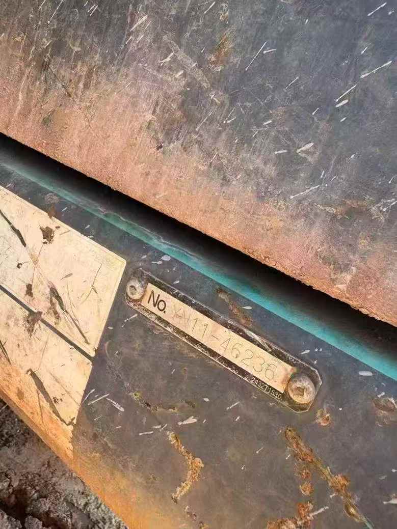 Used Kobelco SK200-11 Excavator 2016 Model / 9