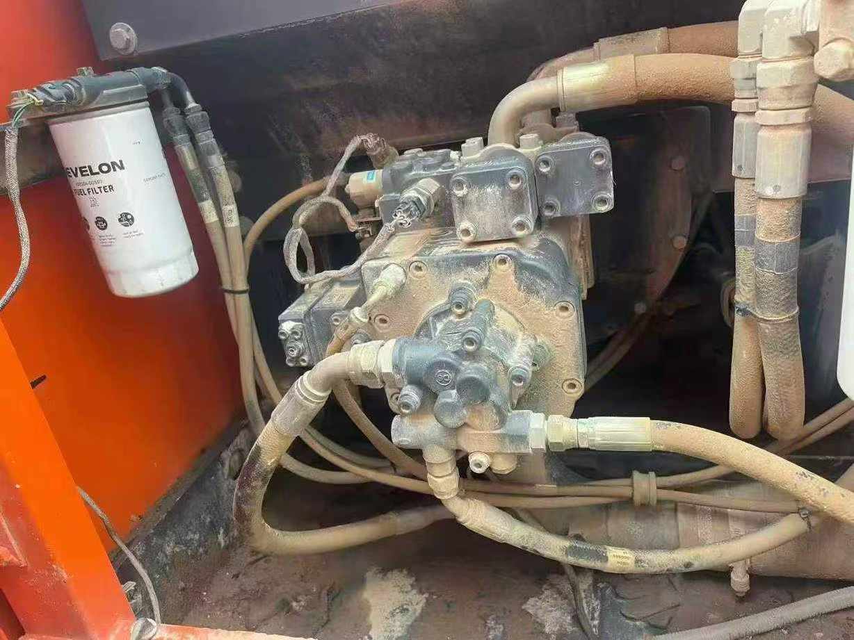 Used Doosan DH220 Excavator 2017 Model / 5