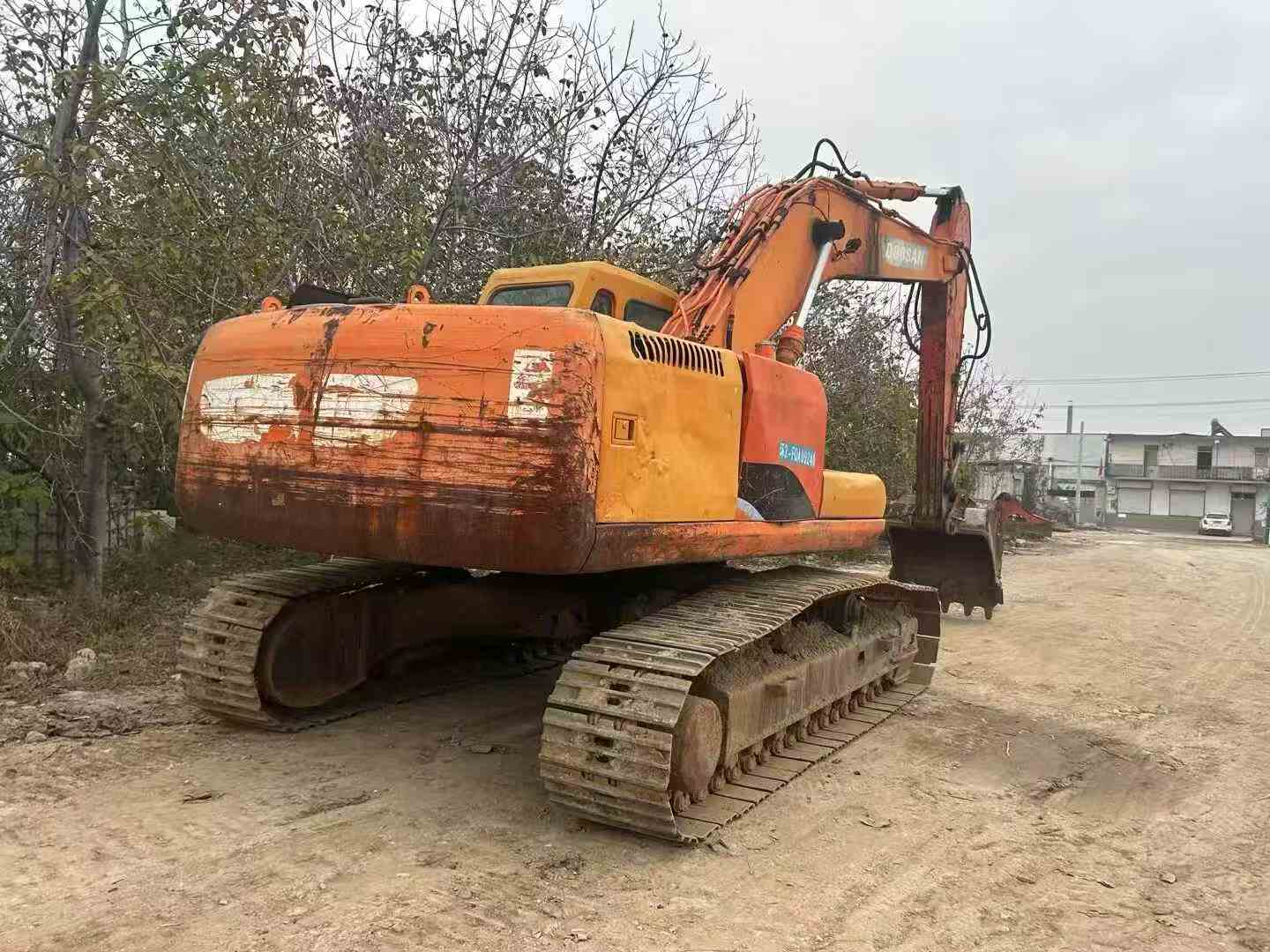 Used Doosan S225 Excavator 2010 Model / 2