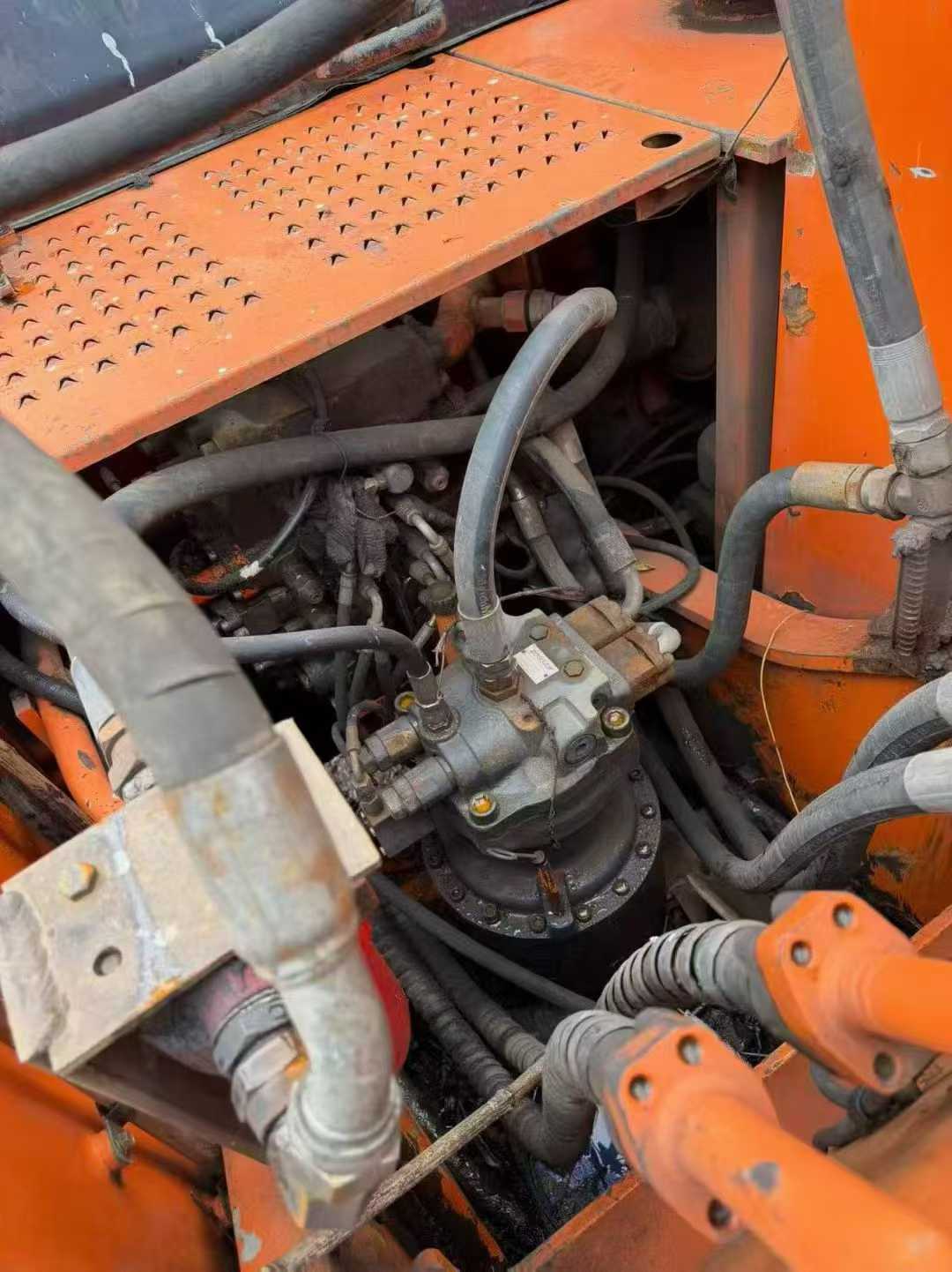 Used Doosan S225 Excavator 2016 Model / 3