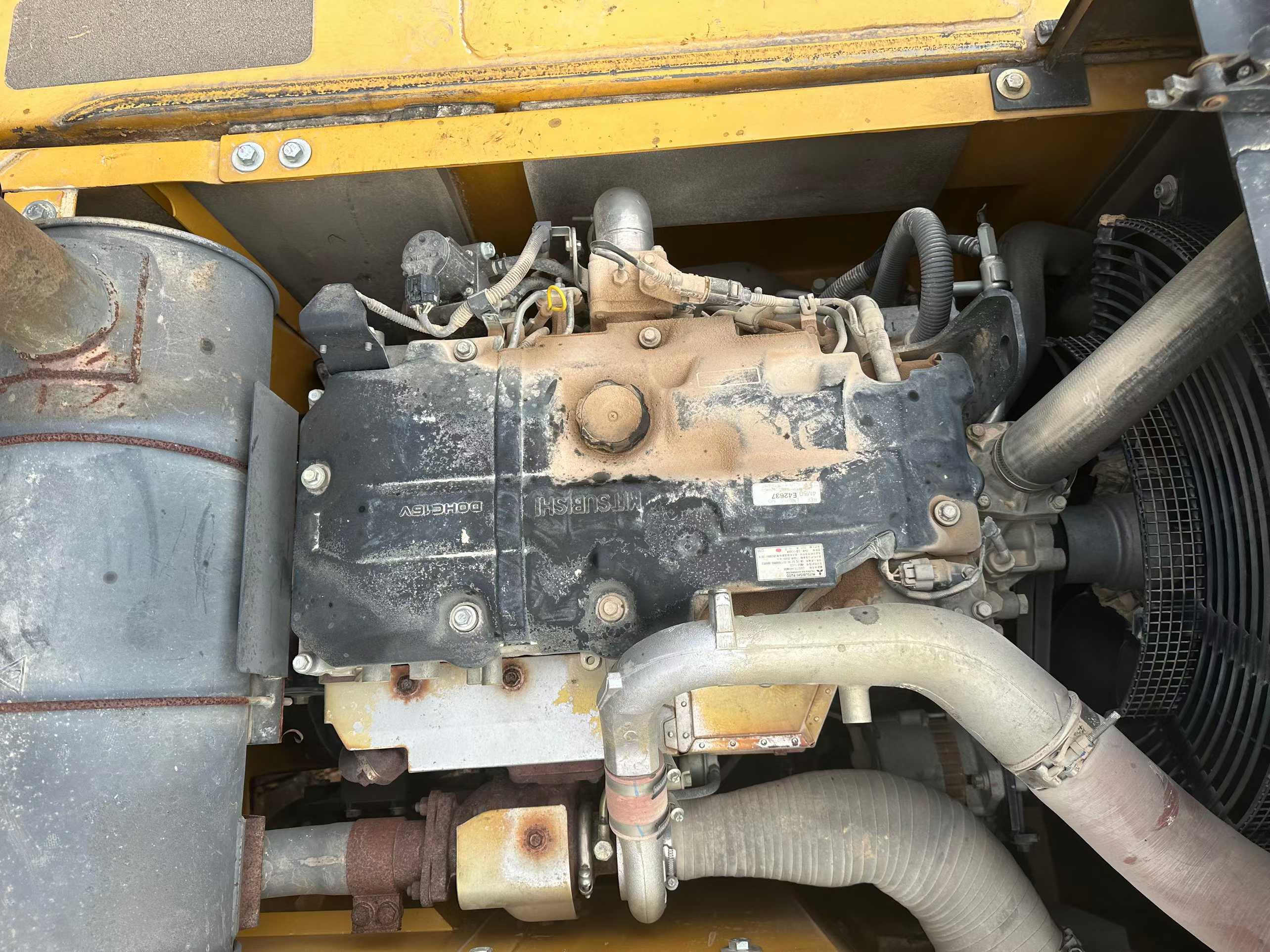 Used Sany SY200H Excavator 2021 Model / 3