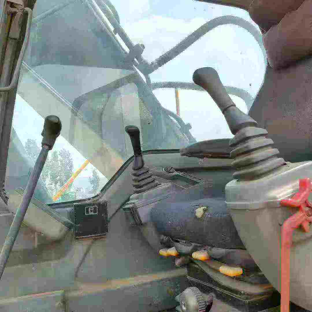 Used Volvo EW70 Excavator 2013 Model / 7