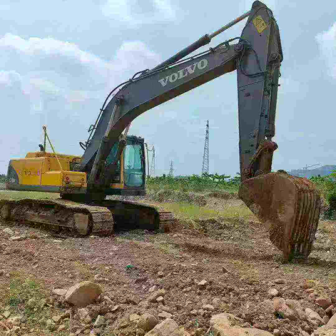 Used Volvo EW70 Excavator 2013 Model