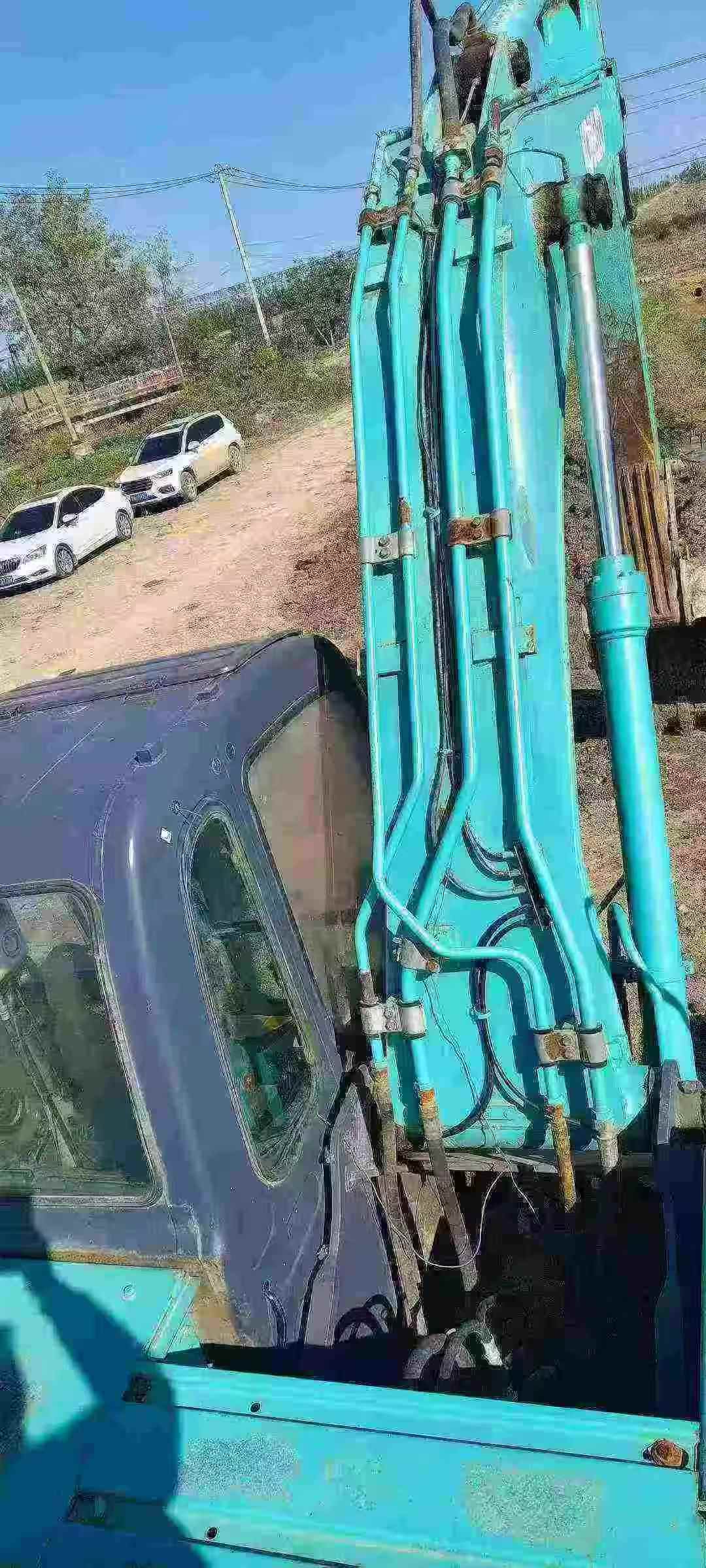 Used Kobelco SK210 Excavator 2013 Model / 4