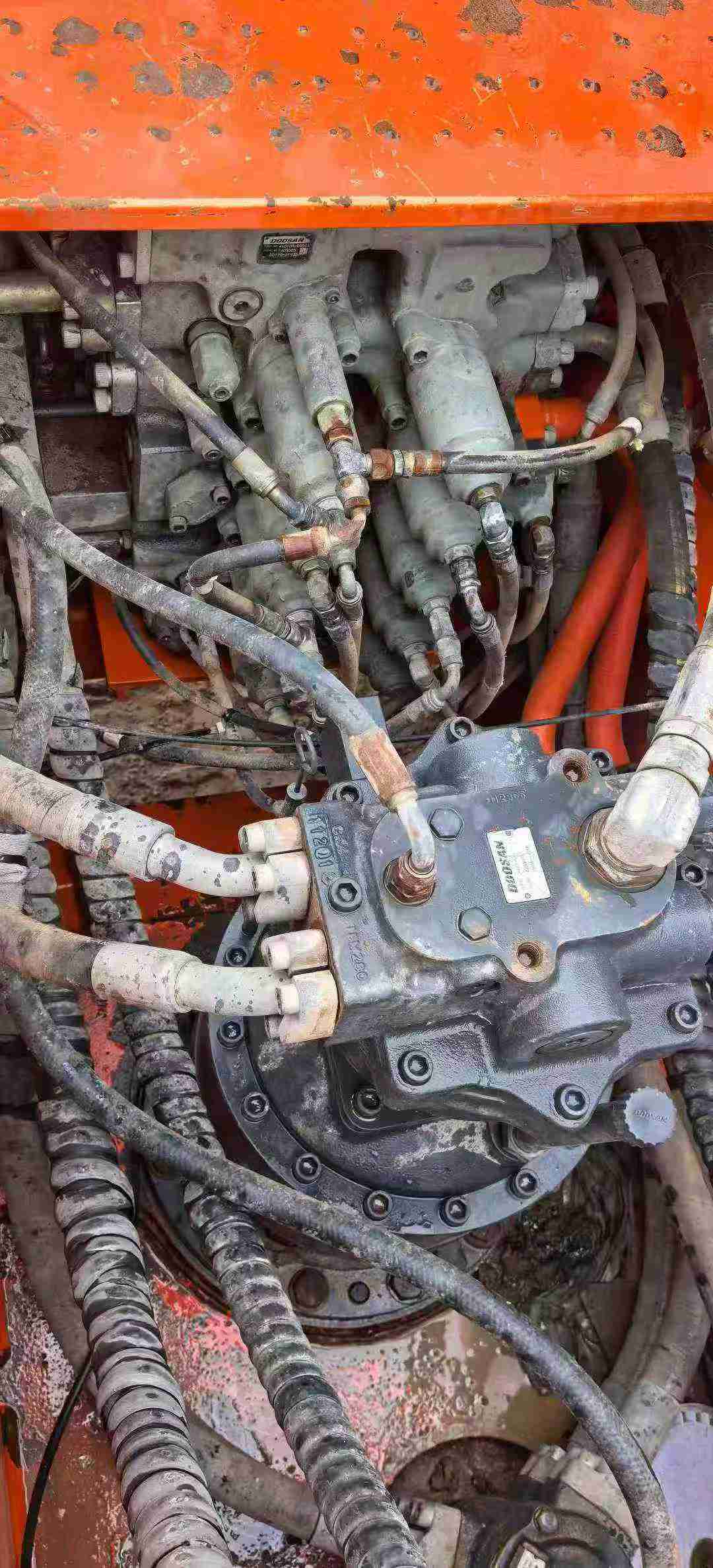 Used Doosan DX80 Excavator 2014 Model / 6