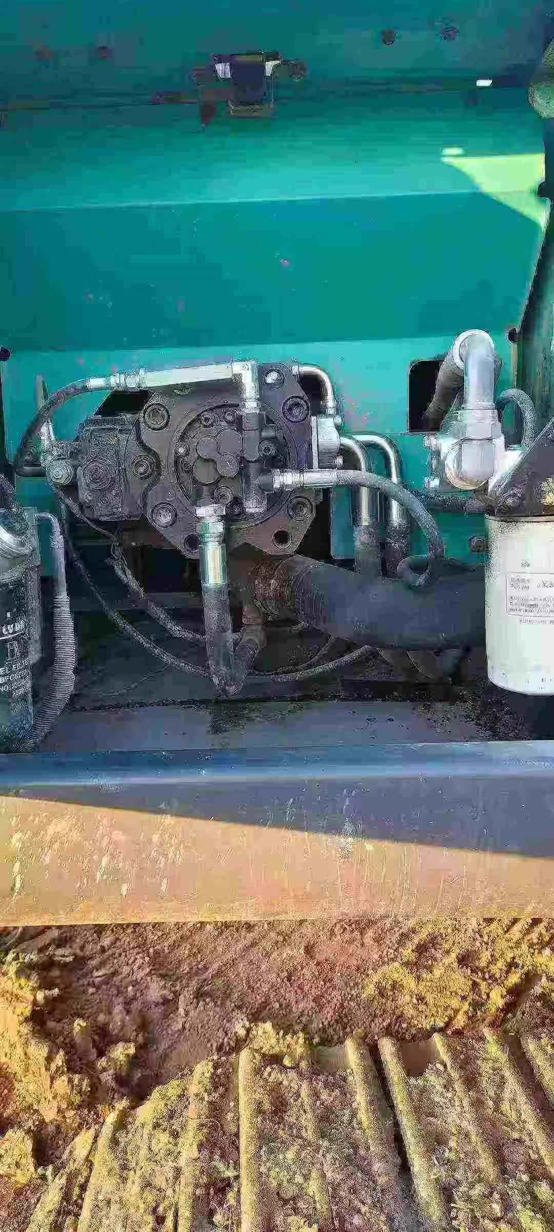 Used Kobelco SK210 Excavator 2013 Model / 6