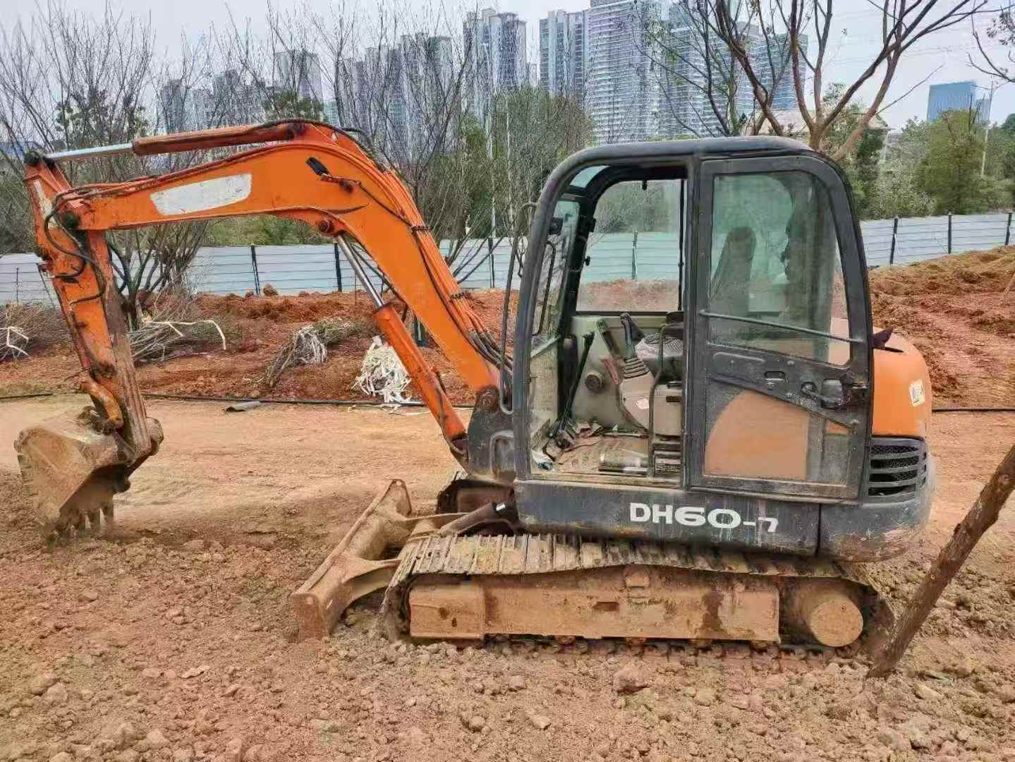 Used Doosan DX80 Excavator 2016 Model / 3
