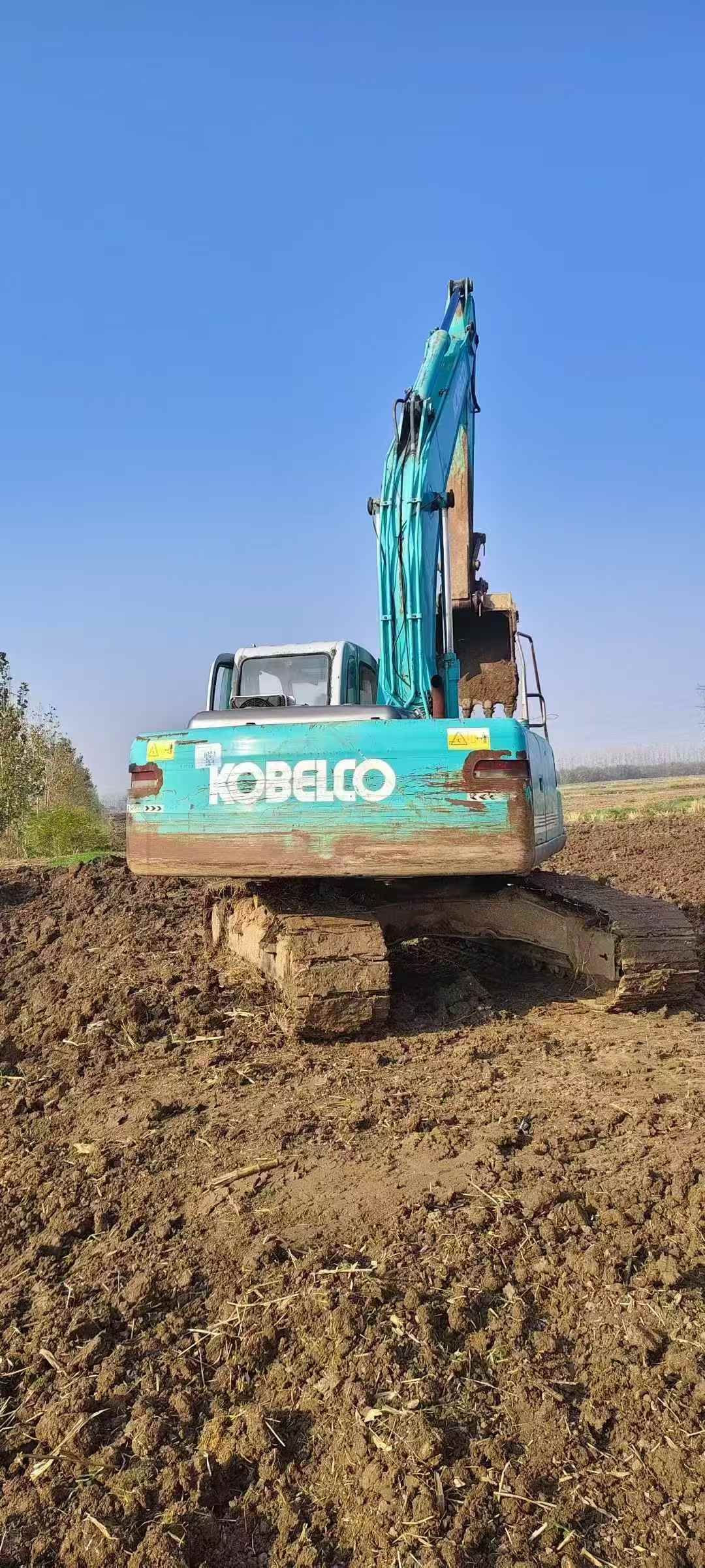 Used Kobelco SK200-6 Excavator 2016 Model / 2