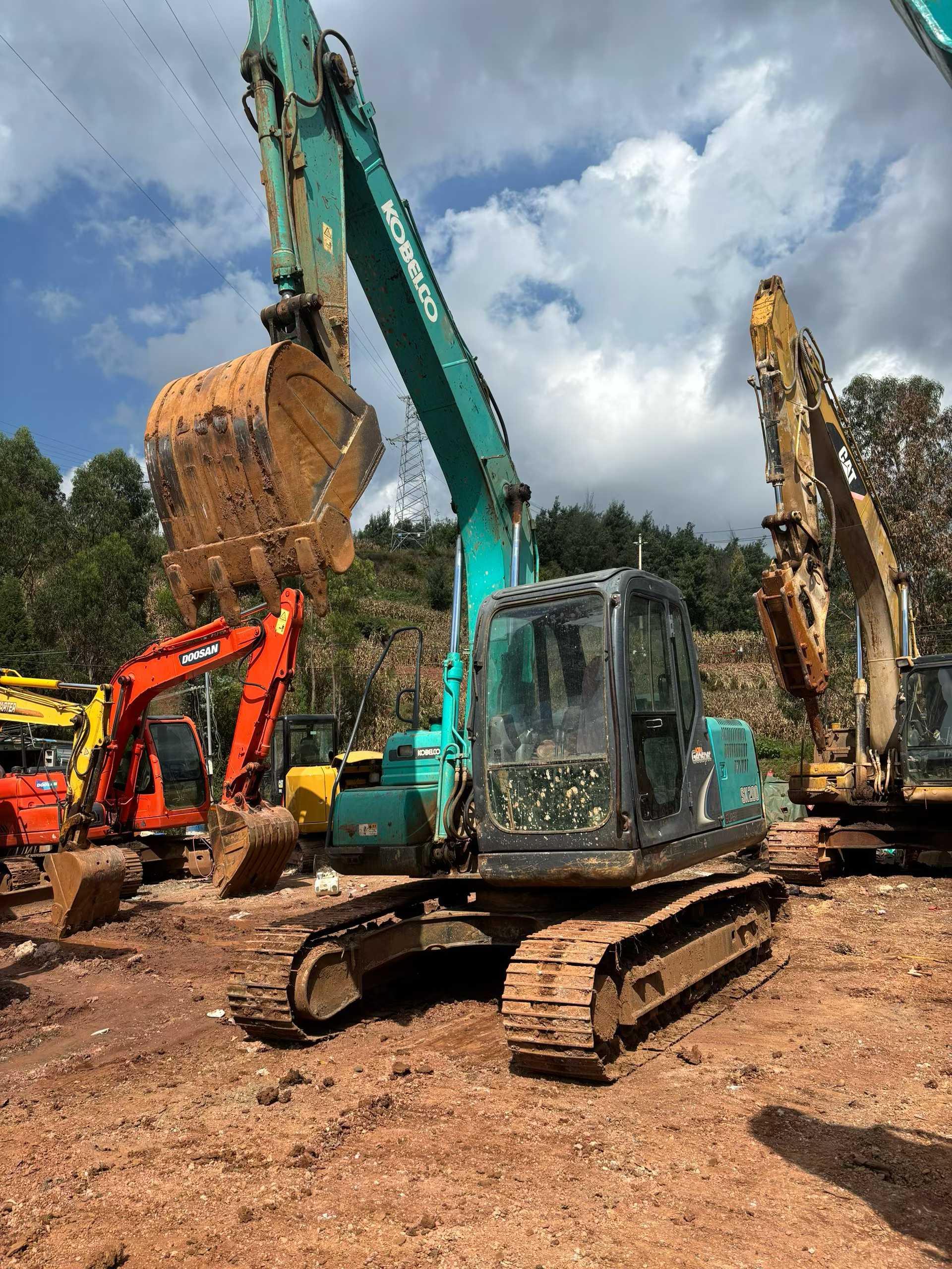 Used Kobelco SK140 Excavator 2014 Model / 6