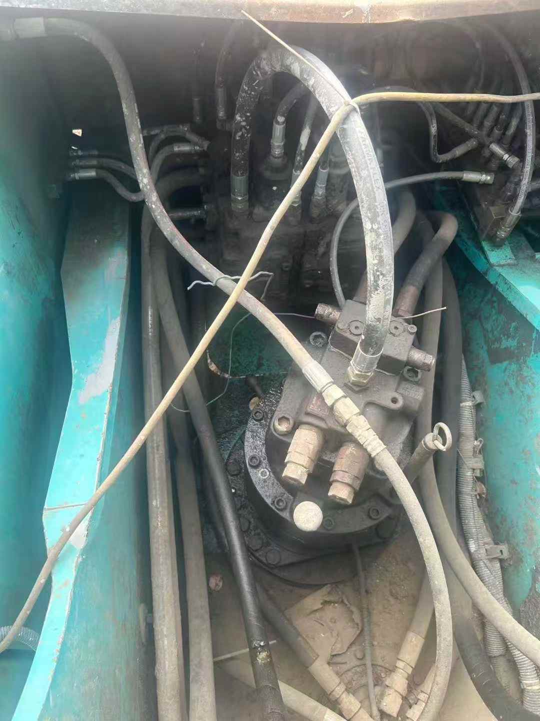 Used Kobelco SK210 Excavator 2016 Model / 7