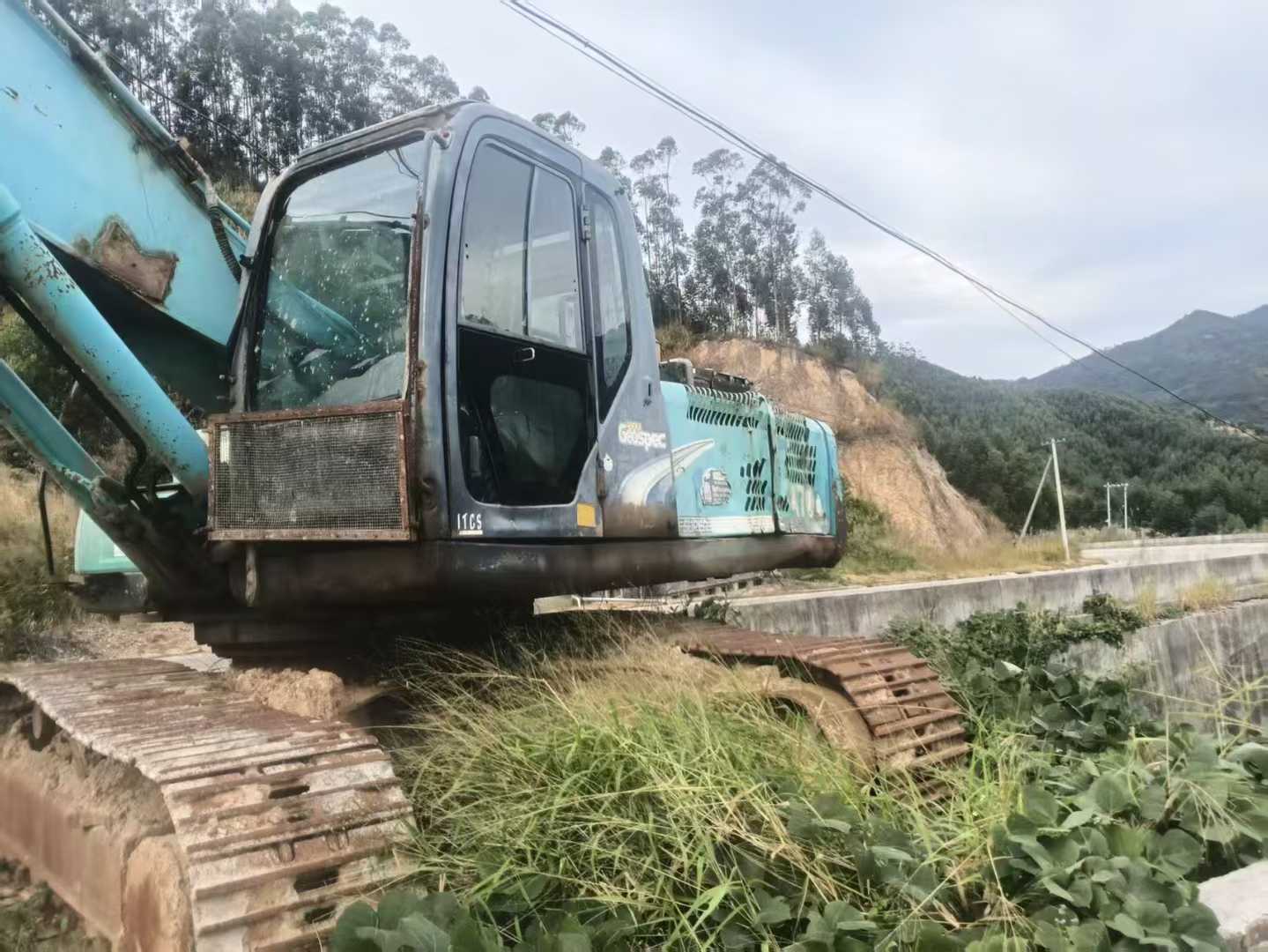 Used Kobelco SK350-8 Excavator 2016 Model / 3