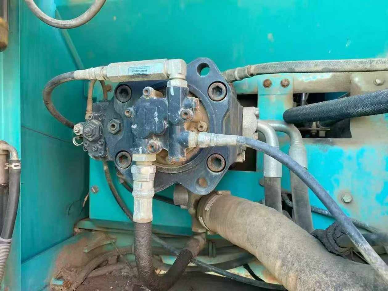 Used Kobelco SK60 Excavator 2011 Model / 4