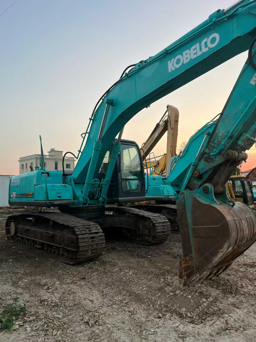 Used Kobelco SK200-10 Excavator 2016 Model / 2